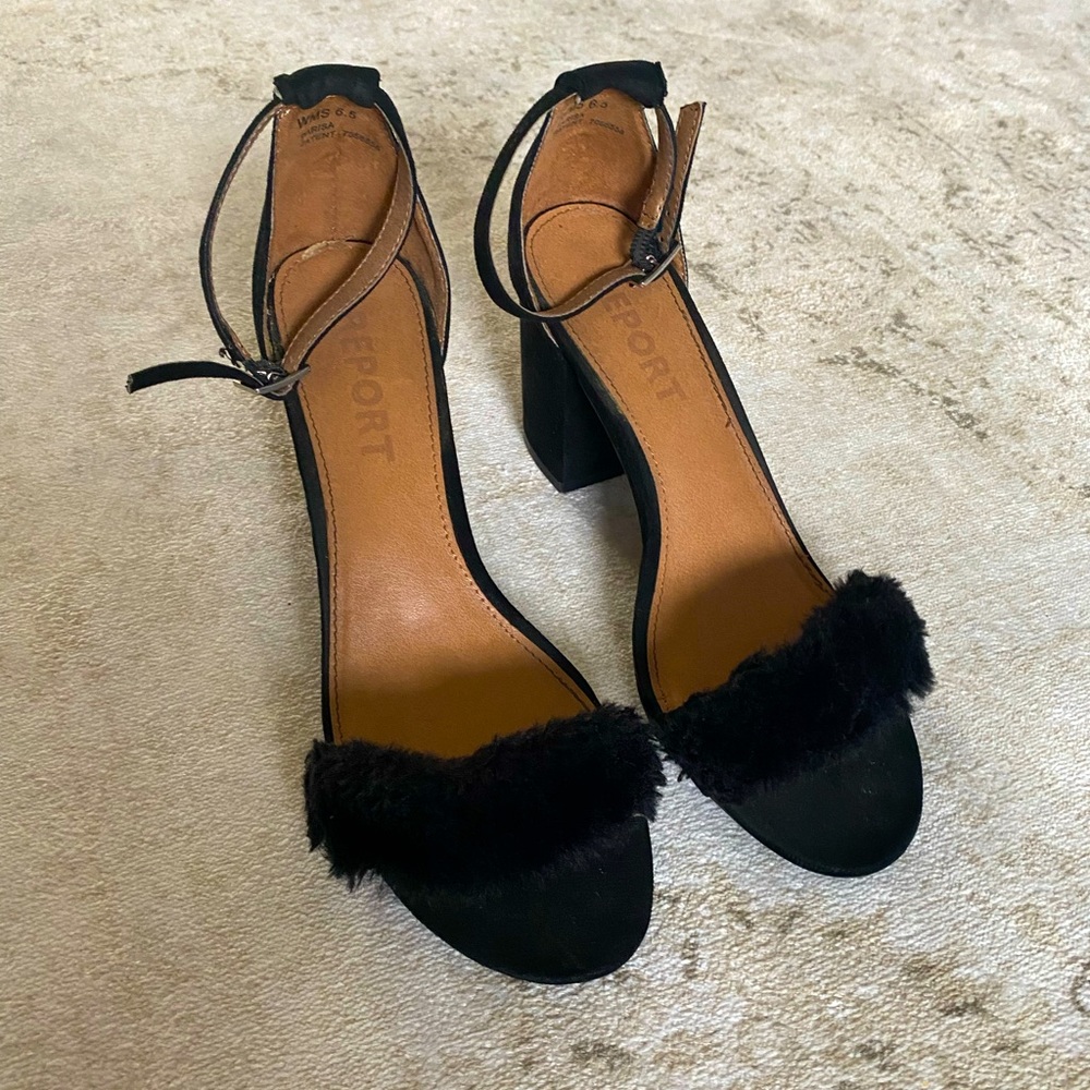 Report Black Classy Sandals - Size 6.5